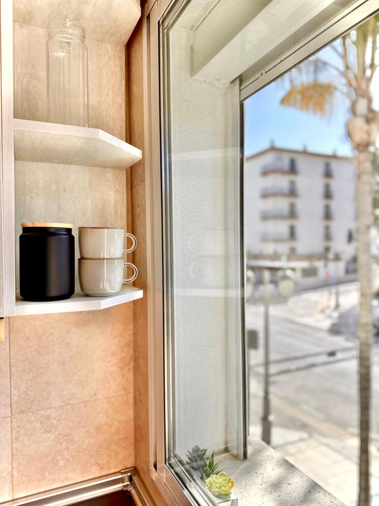 Apartamentos J&K Torremolinos Exterior photo