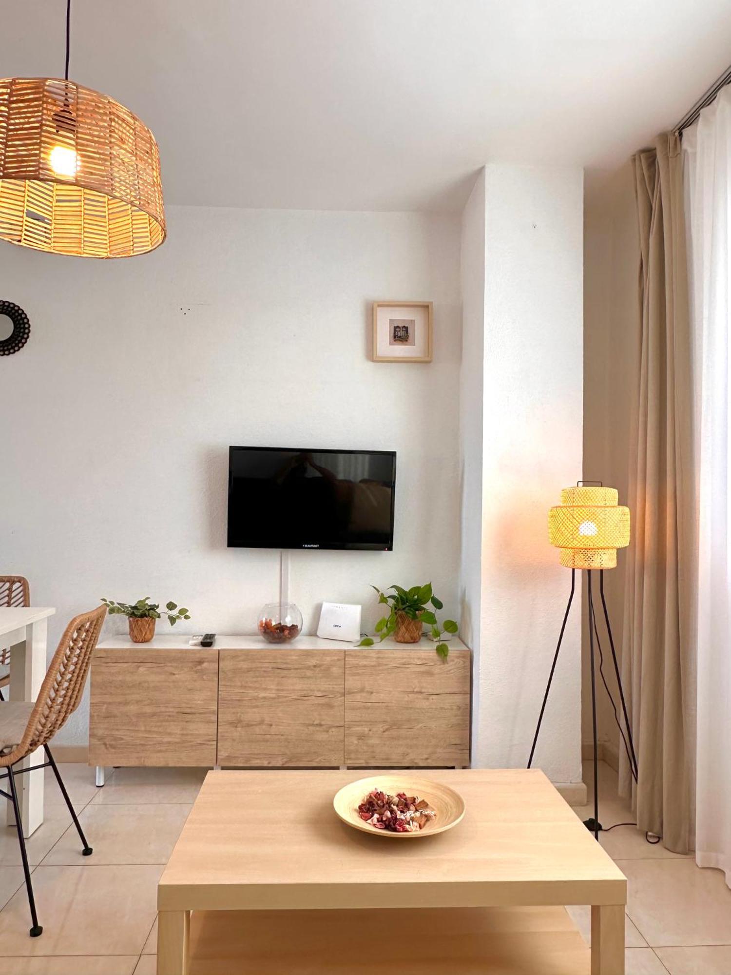 Apartamentos J&K Torremolinos Exterior photo