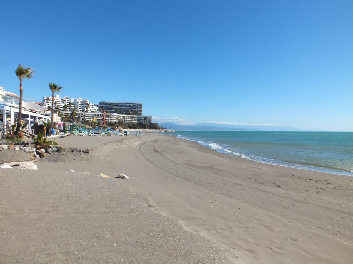 Apartamentos J&K Torremolinos Exterior photo