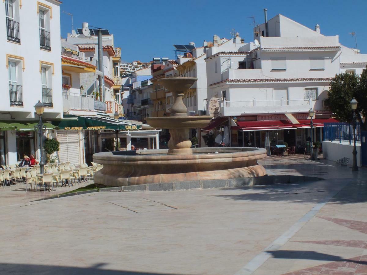 Apartamentos J&K Torremolinos Exterior photo